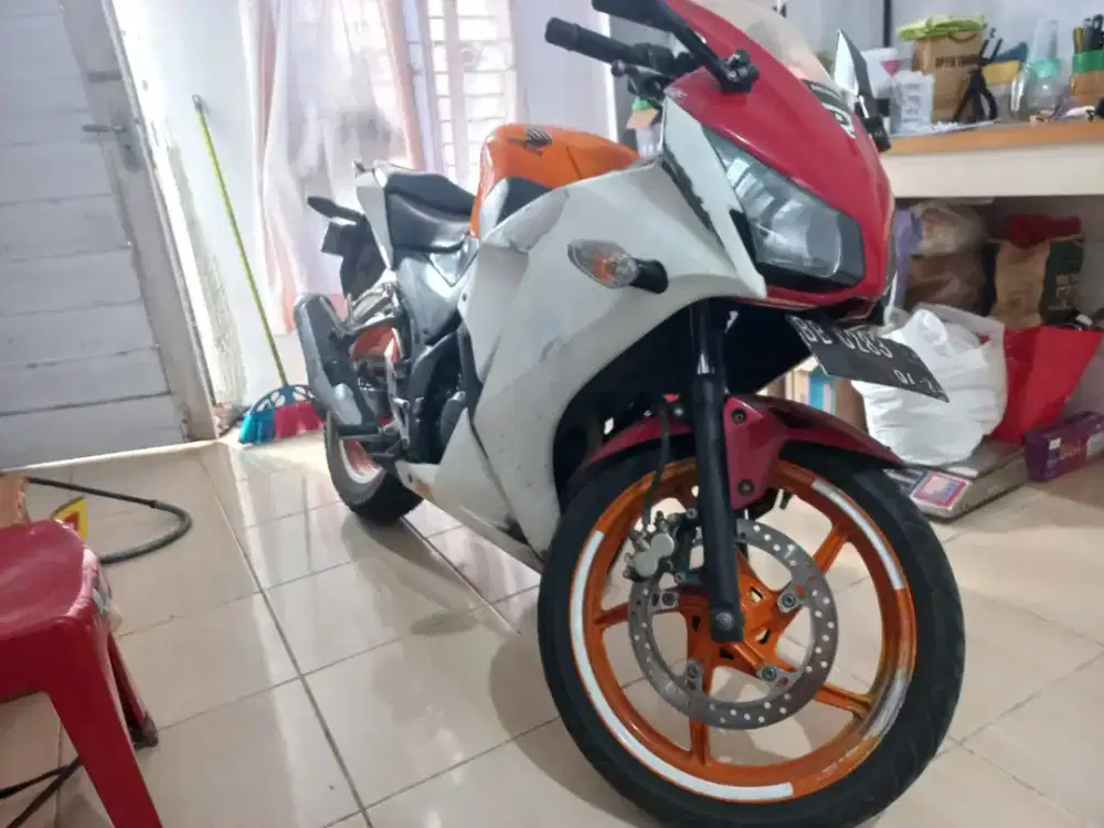 Honda CBR 150 K45A Lokal nego!!