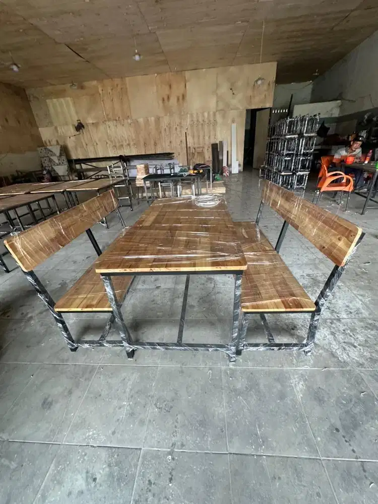 Meja kursi panjang sandaran cafe rumah makan jati belanda