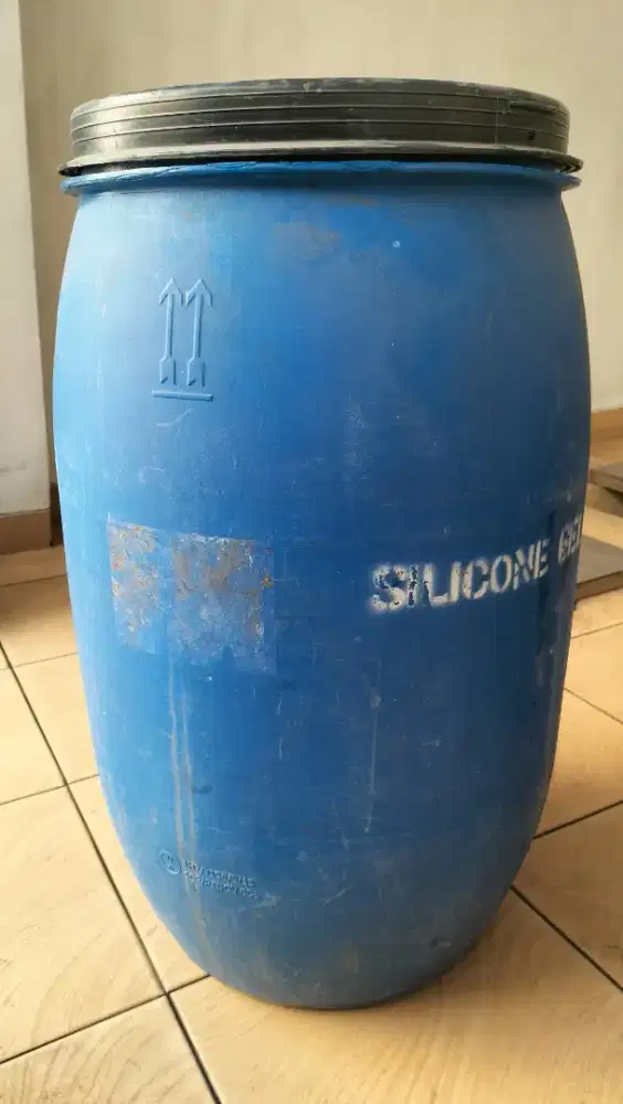 Drum air / Tong sampah