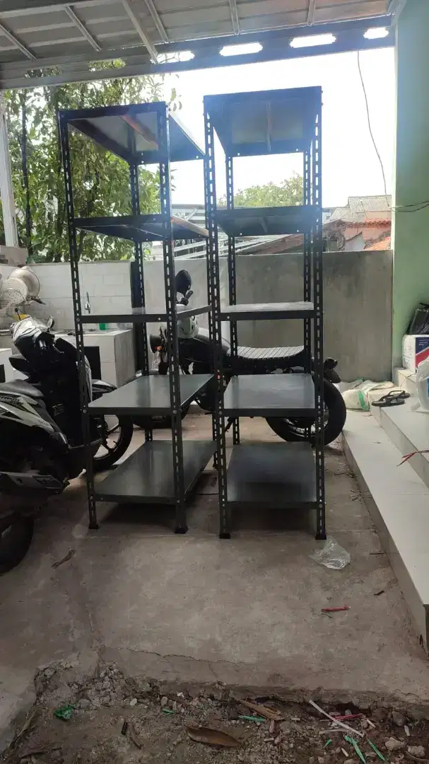 Rak Besi Siku Lubang 5 susun free ongkir dan pemasangan