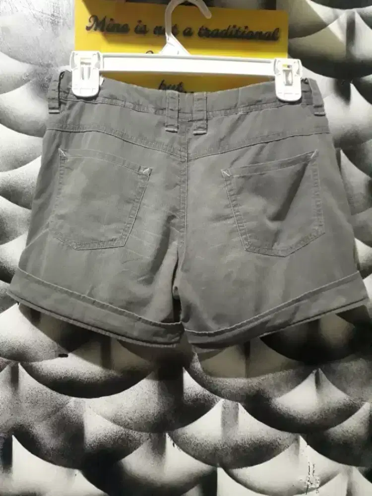 Hotpant remaja pink beans preloved tjap karoeng