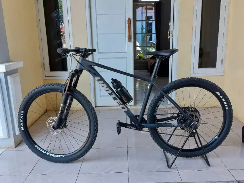 Sepeda mtb united clovis 5.10