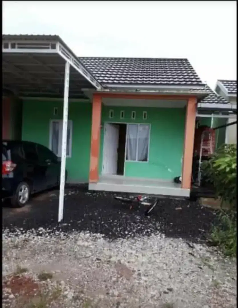 Di jual rumah cepat  belakang puskesmas gambut