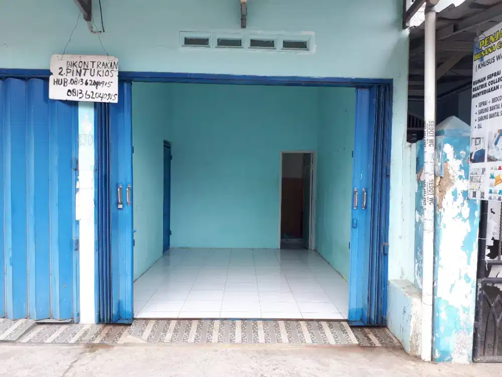 Disewakan kios di pinggir jalan utama