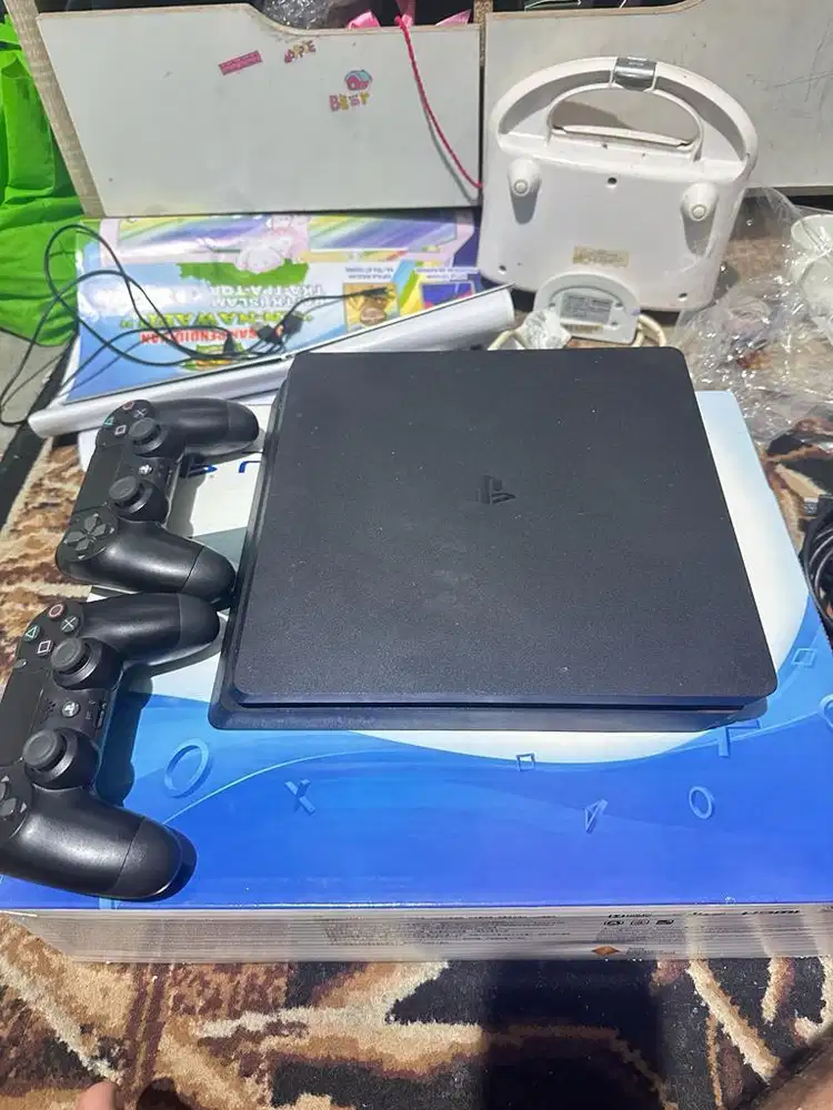 Jual ps4 slim store second