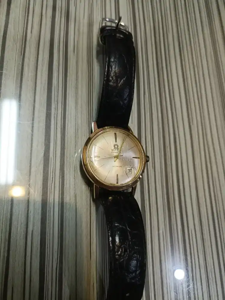 Merek Titus incabloc