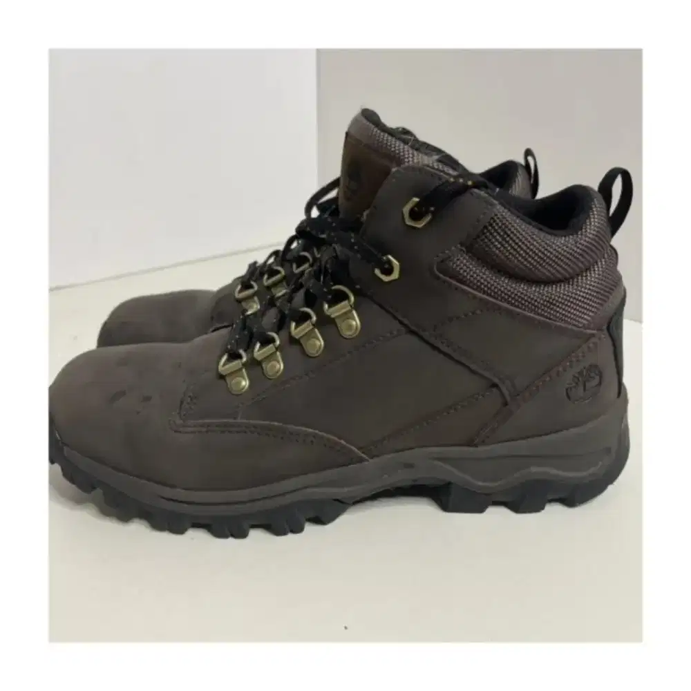 Sepatu on sale hiking timberland