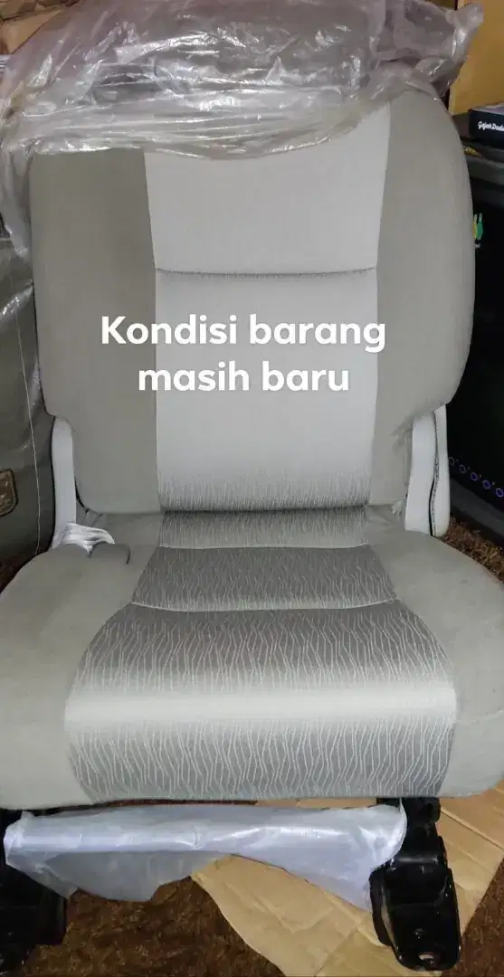 Jok tengah Grand Innova (WARU)