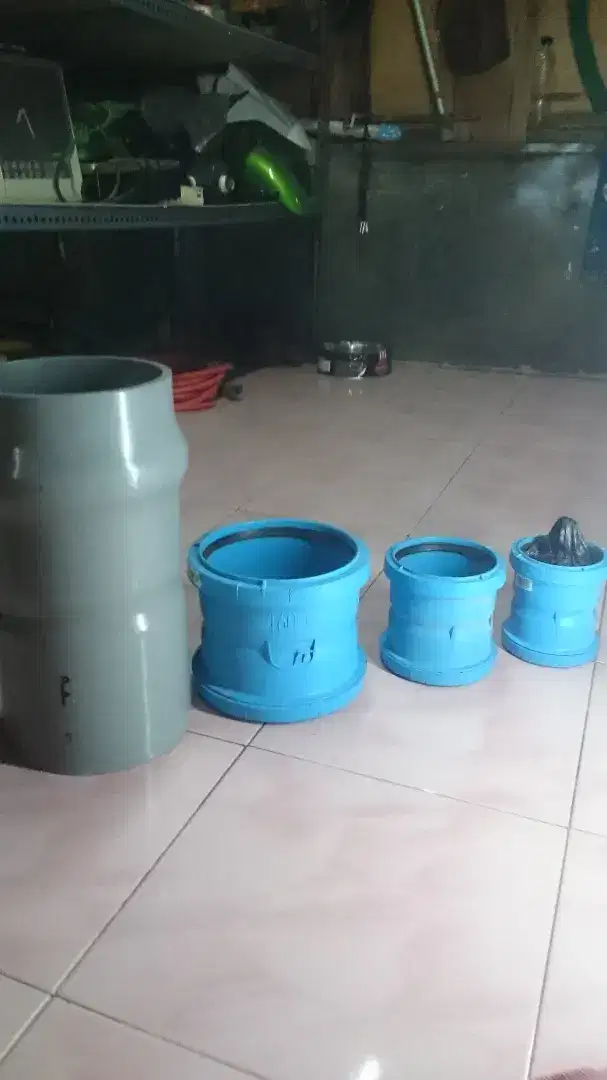 Knee sambungan pipa ukuran gede