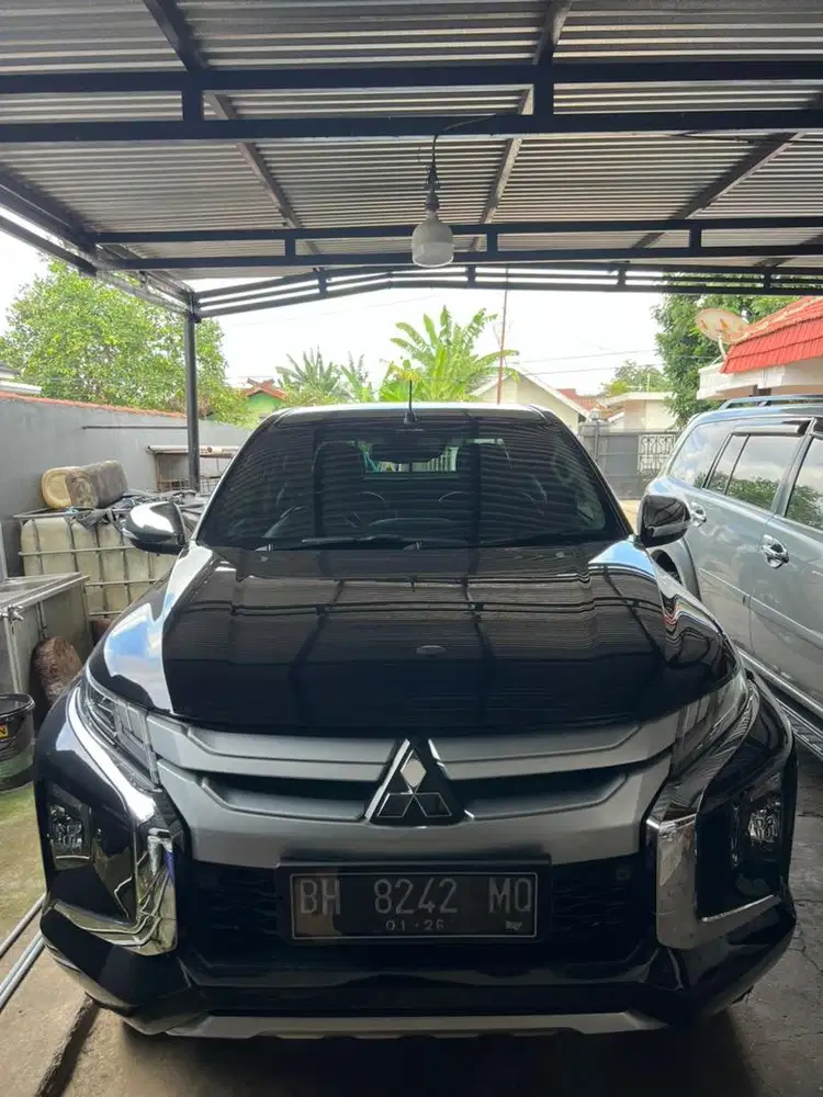 Mitsubishi Triton Ultimate AT 2.4 Diesel 4WD