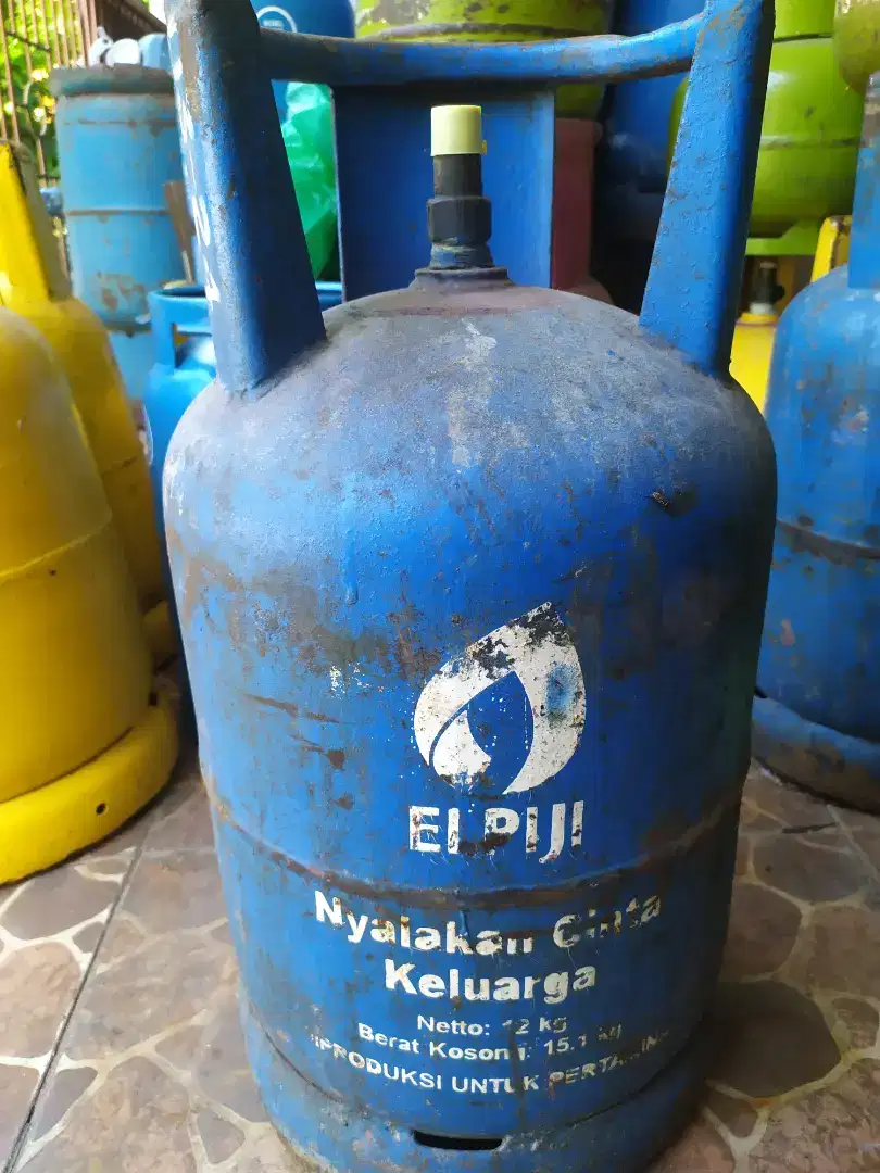 tabung gas LPG kosong