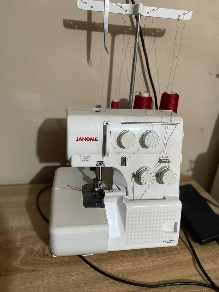 Mesin obras dan neci JANOME