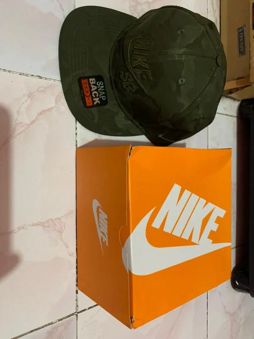 Snapback nike import