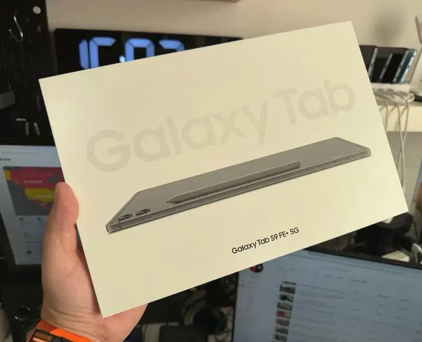 Samsung Tab S9 FE+ 5G Free Adaptor 45W !!