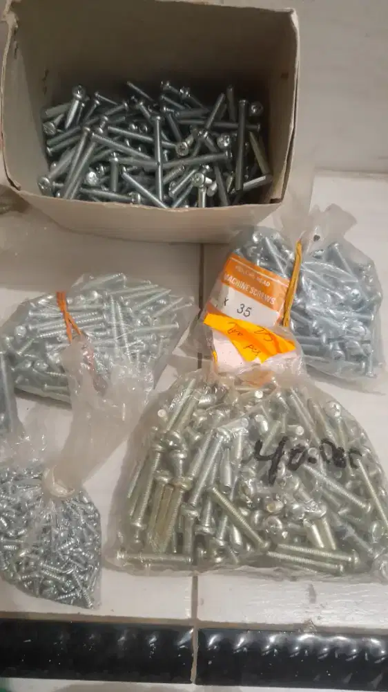 Mur baut scrup ring baru