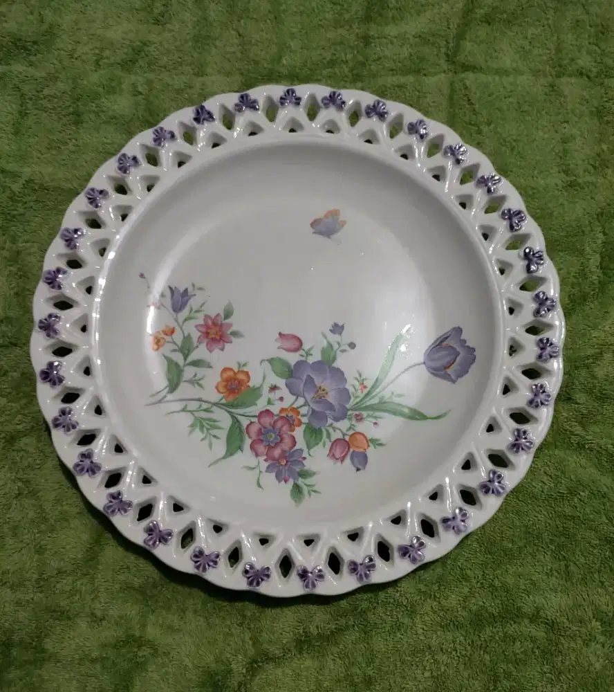 Piring Kembang Japan