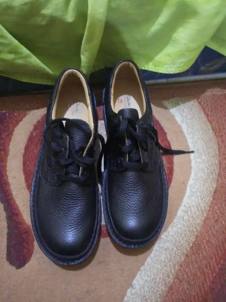 Clark no.9/43. Black by tali sepatu. Ori.
