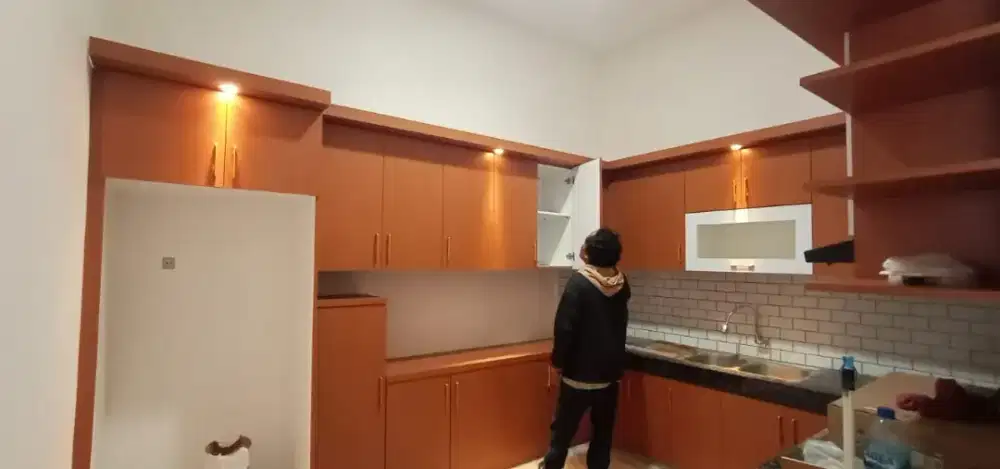 Perabot kitchen set minimalis