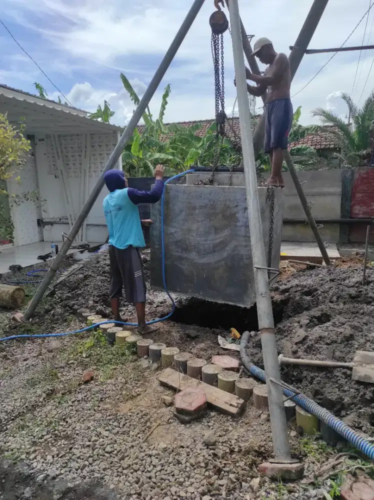 Tandon air tanam beton cor