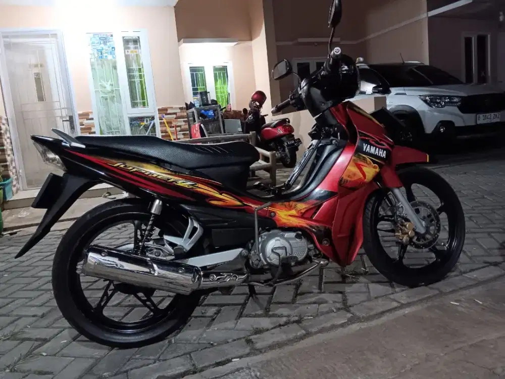 Jupiter Z Merah Hitam Motor Bekas