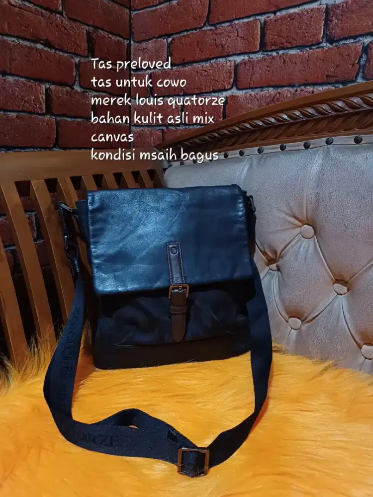 Tas slempang kulit asli mix kanvas merk louis quartoze