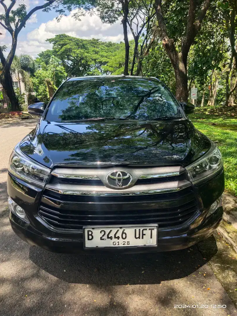 DP 10jt || Toyota Innova Reborn V at bensin 2018