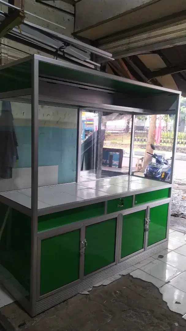 Jual etalase ayam goreng/ bakar dan nasi timbel