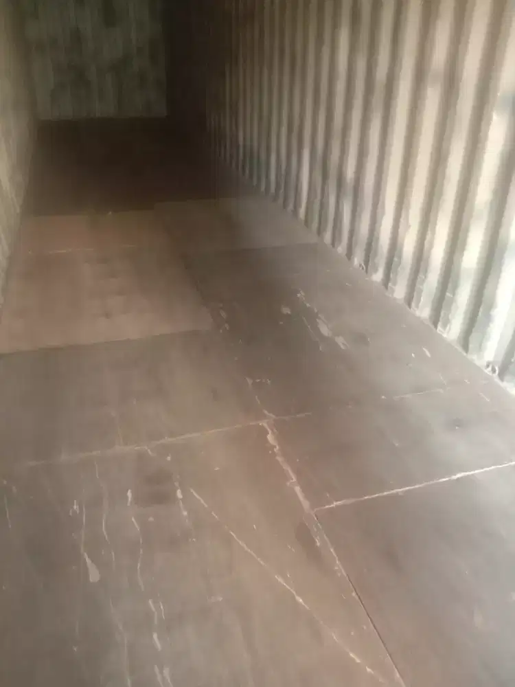 Container Bekas Tipe 20 dan 40 Feet