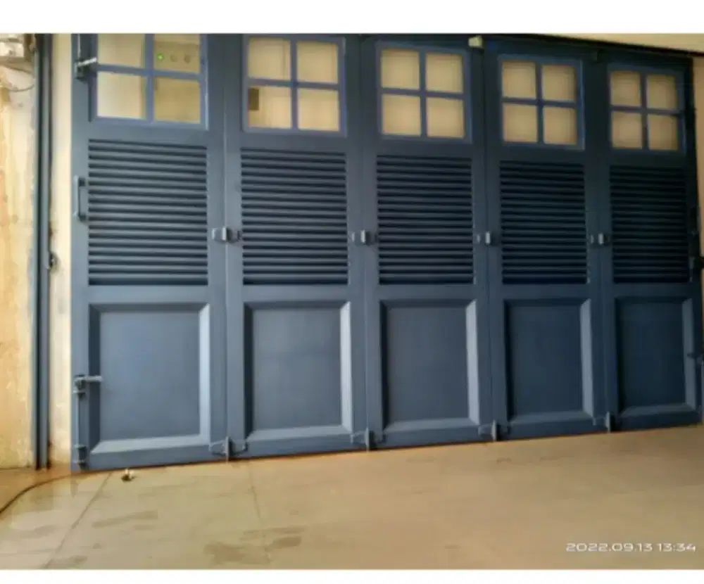 Pitu besi garasi henderso