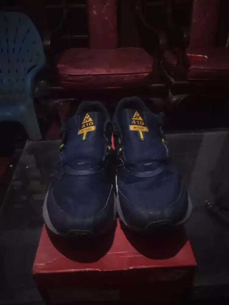 Sepatu new balance trail running UK 43