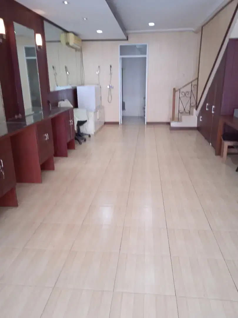Dijual Kaca Dinding
