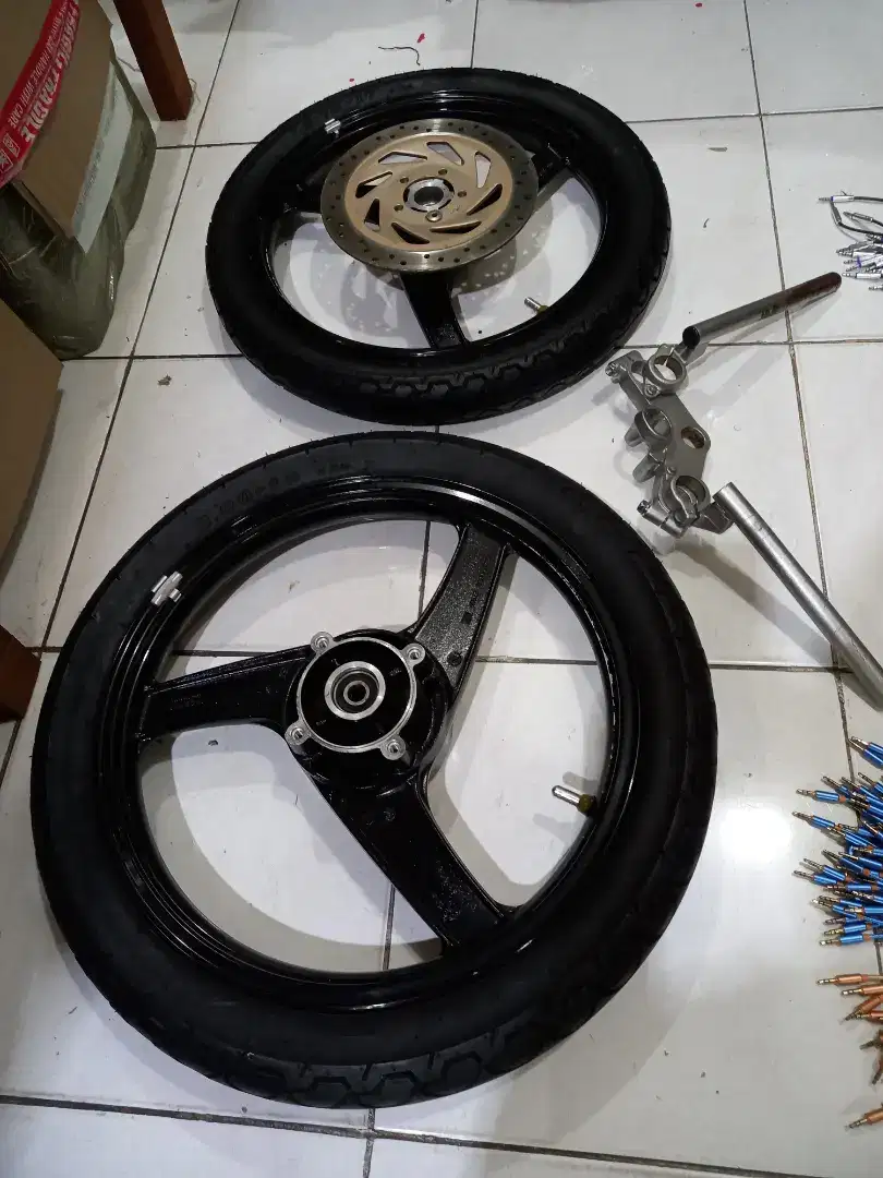 Velg palang pelek roda jari motor kawasaki ninja r asli original 2tak