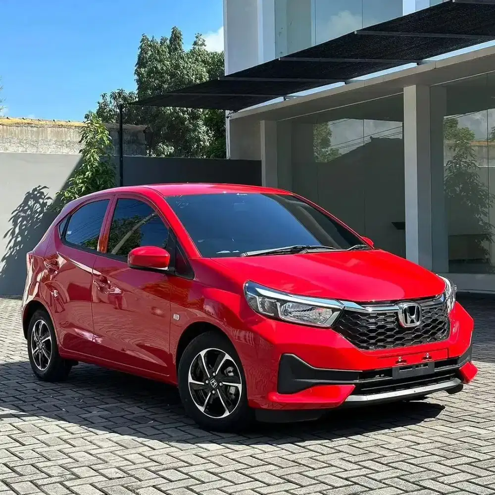 Honda Brio E cvt merah thn 2023 vin 2023 istimewa - Mobil Bekas - 915519112