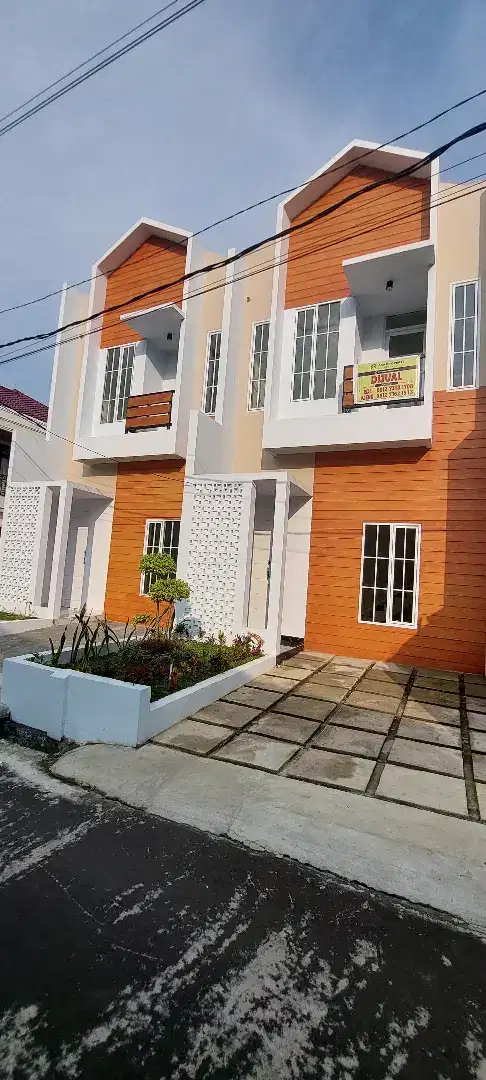 DIJUAL TOWNHOUSE BARU  LOKASI SEDUDUK PUTIH TENGAH KOTA PALEMBANG