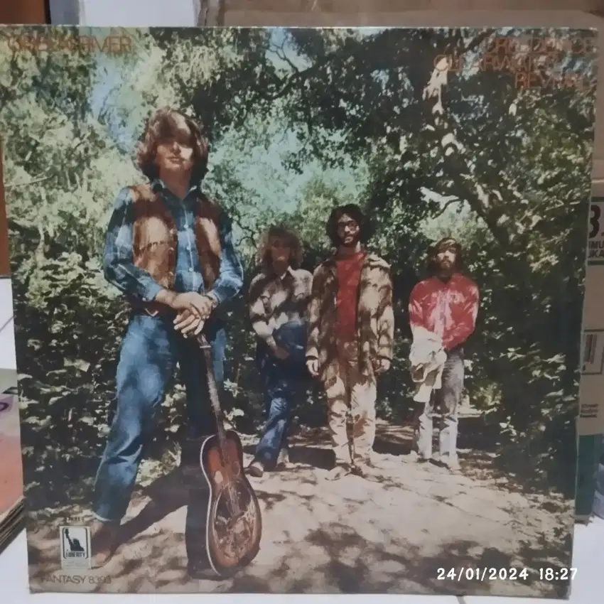 PIRINGAN HITAM VINYL.. GREEN RIVER Creedence ClearWater Revival