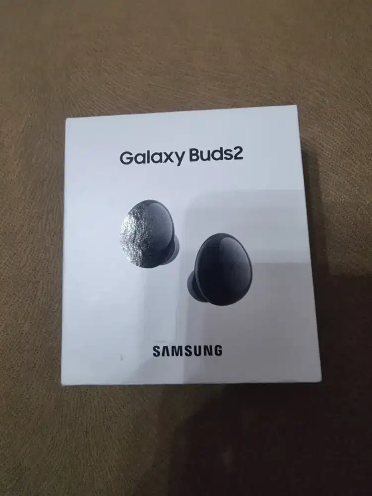 Earphone Samsung Galaxy Buds 2 Brand New Segel