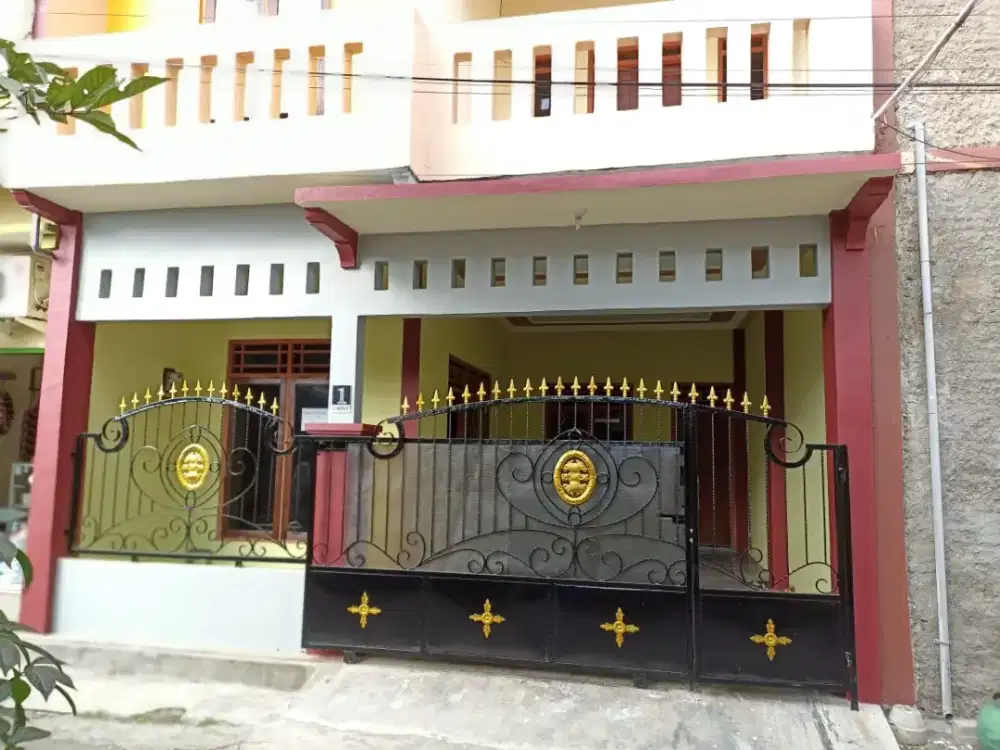 Dikontrakan Rumah sederhana 2 lantai