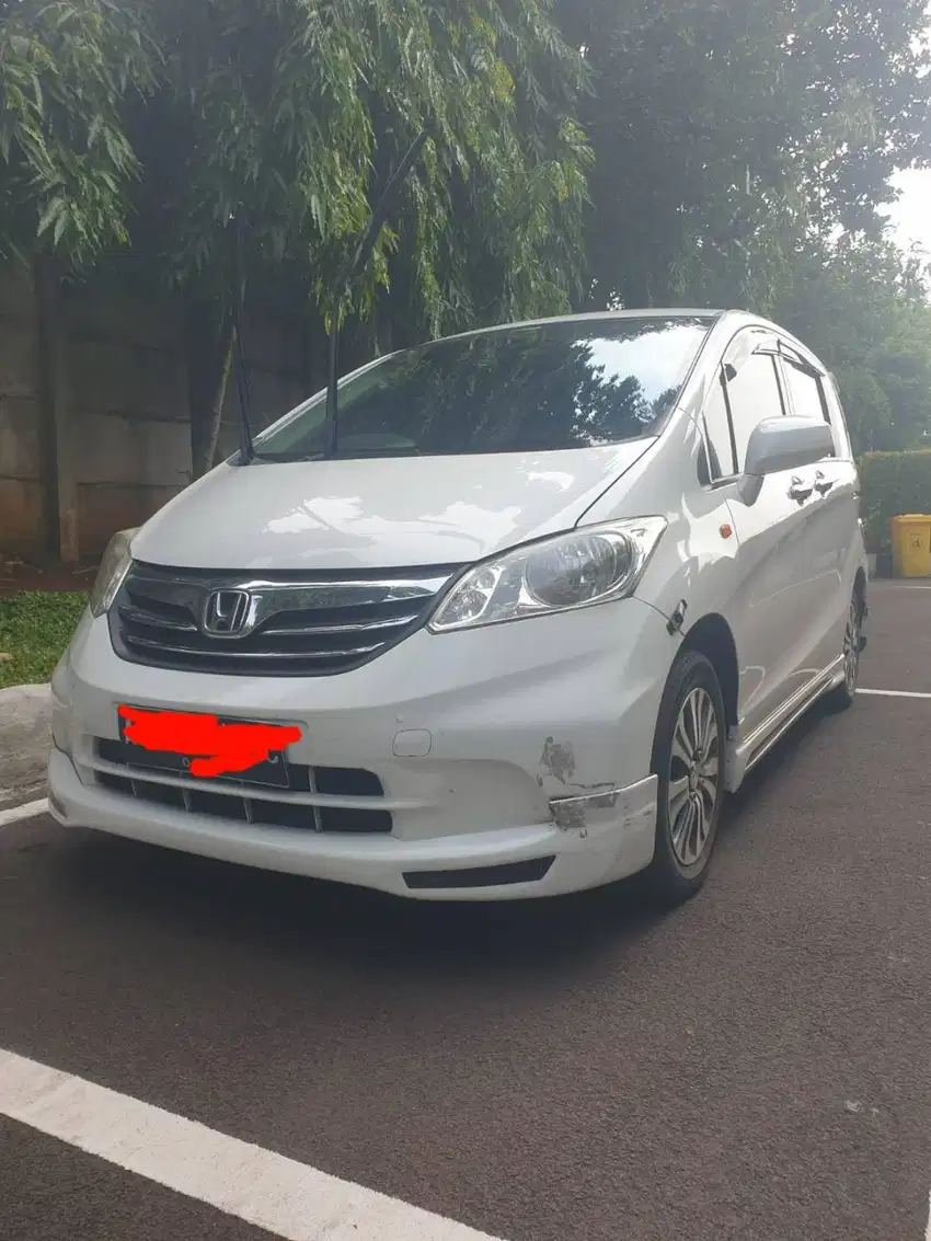 Honda FREED 2013 1.5 S AT
