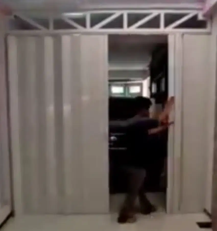 Pintu Harmonika PVC