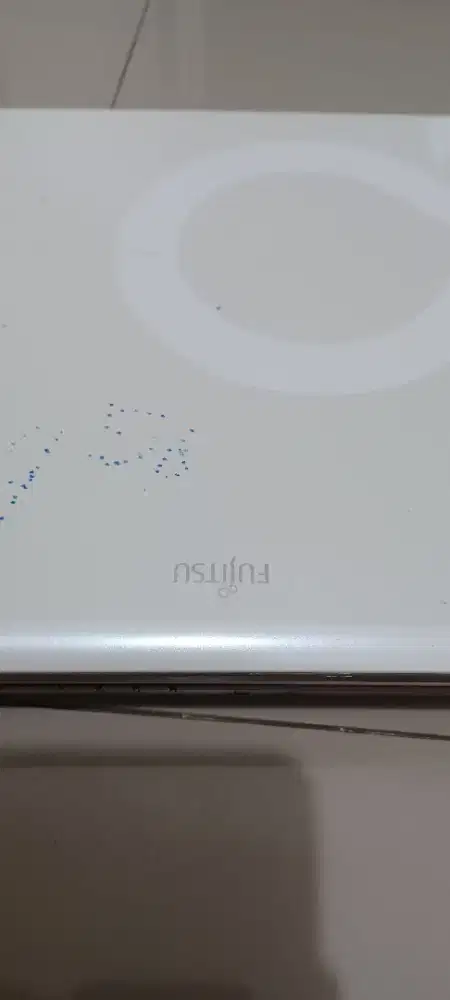 Dijual gak kepake,1 buah laptop