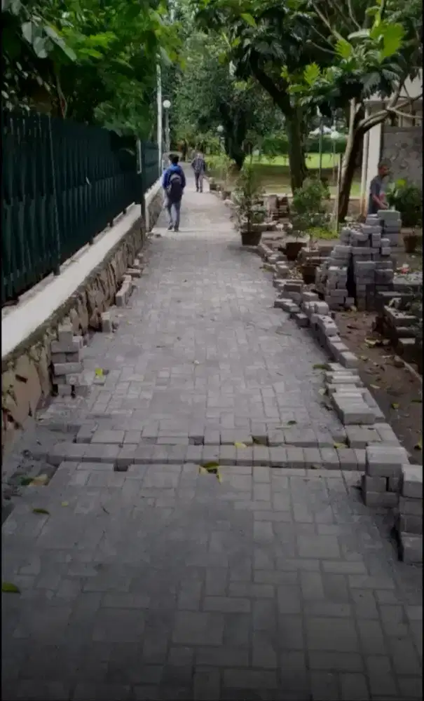 Jasa pemasangan paving blok grass blok