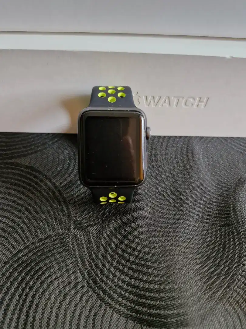 Apple watch gen 1 + strap nike original
