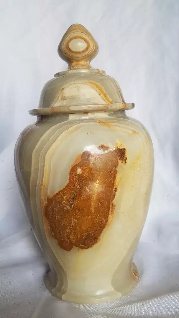 Guci marmer batu onix indah guci abu, bisa TT  barter barang ajukan