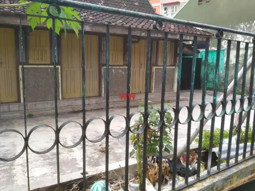 Jual tanah bonus bangunan lokasi mangkubumen solo lt 300m hrg 750jt