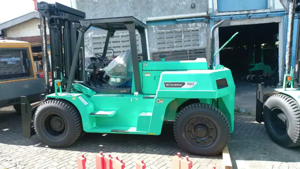forklift mitsubishi 15 Ton Diesel Ban Double untuk peti kemas FD150SNL