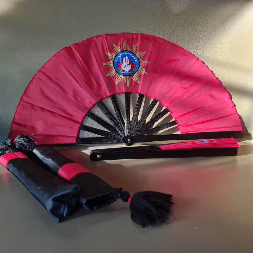 Kipas Tapak Suci Pencak Silat Seni Jurus Kipas TAPAK SUCI