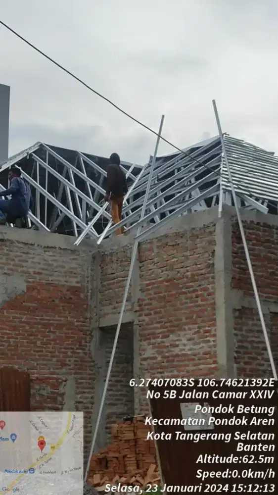 Ahli pasang baja ringan