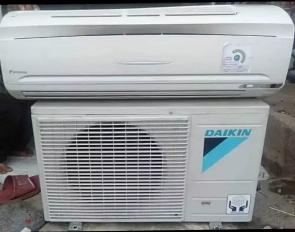 Ac daikin thailand 0,5 sampai 1pk standard