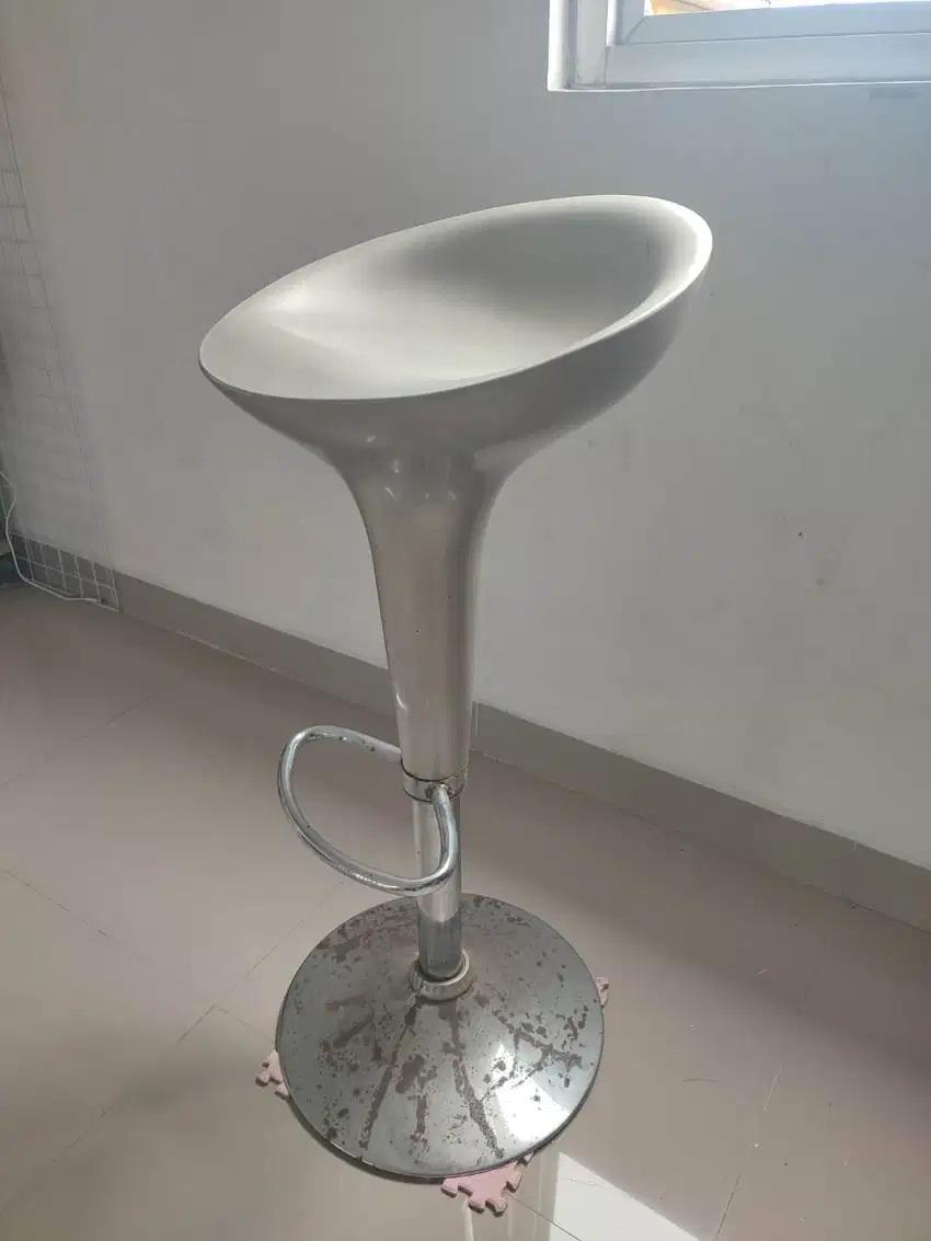 KURSI BAR INFORMA MELINDA Z BAR STOOL SILVER BAGUS BANGET BEKASI NEGO
