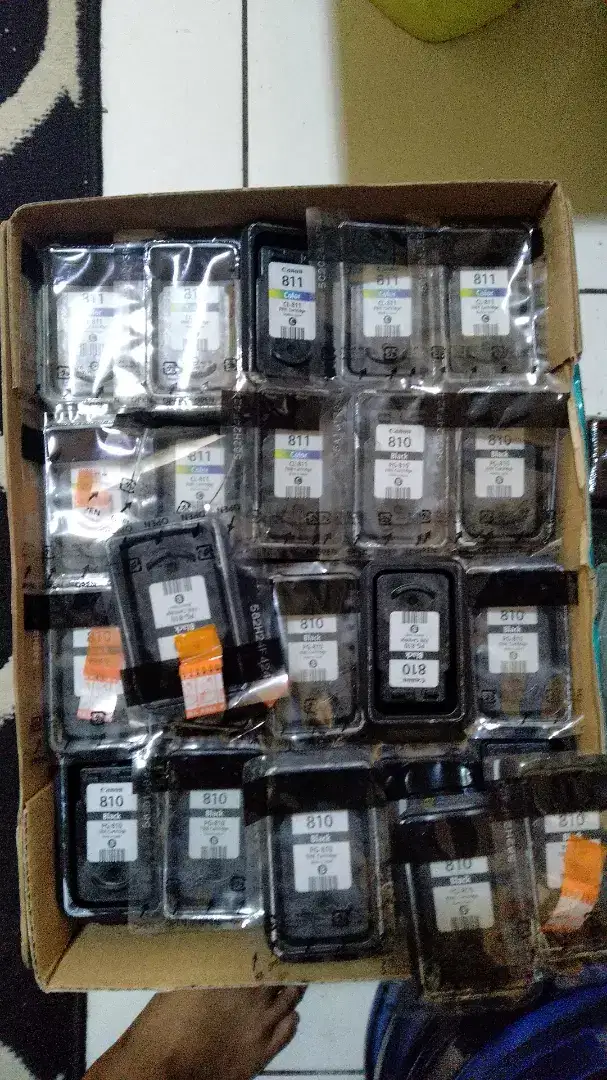 Di cari cartrige bekas canon tipe 810 yang belum di refil